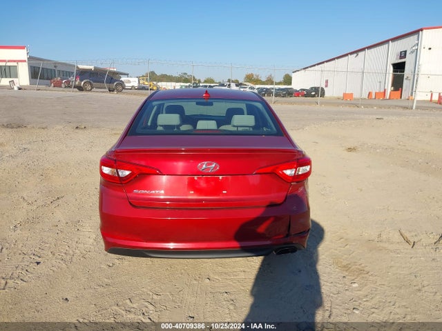 Hyundai SONATA SE 2015 5NPE24AF0FH178609 Image 16