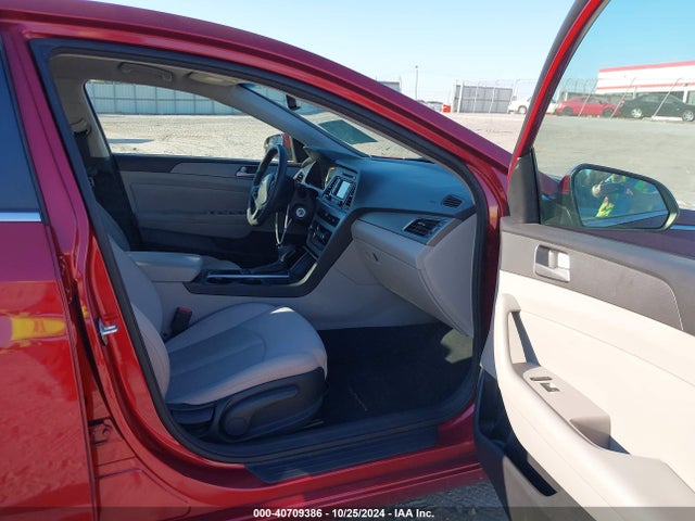 Hyundai SONATA SE 2015 5NPE24AF0FH178609 Image 5