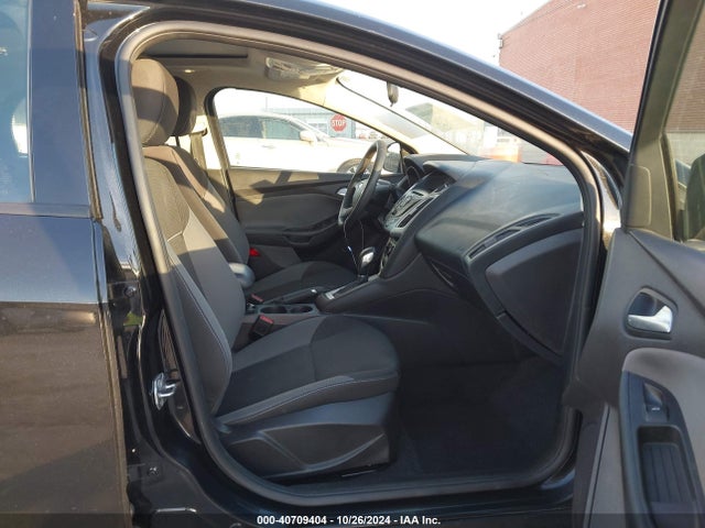 1FADP3K20EL390462 Ford FOCUS SE