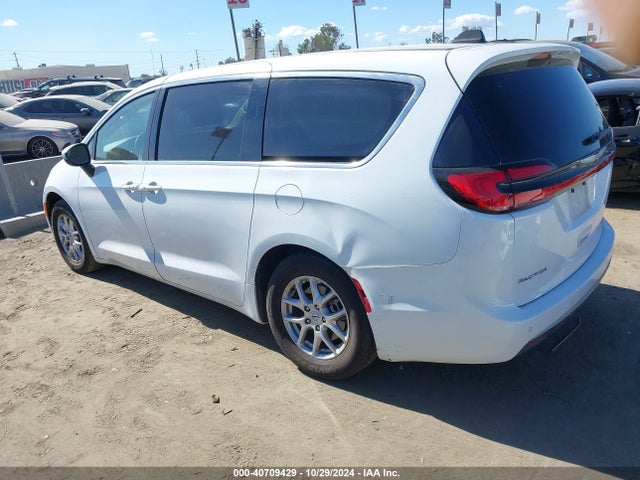 40709429 :رقم المزاد ، 2C4RC1BG4PR519194 vin ، 2023 Chrysler Pacifica Touring L مزاد بيع