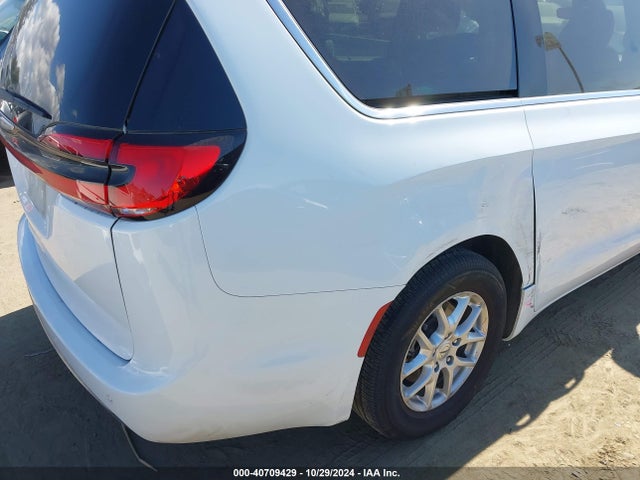 40709429 :رقم المزاد ، 2C4RC1BG4PR519194 vin ، 2023 Chrysler Pacifica Touring L مزاد بيع