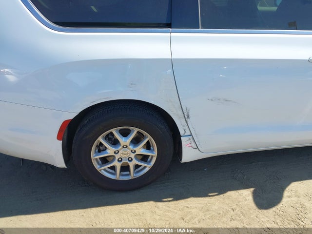 40709429 :رقم المزاد ، 2C4RC1BG4PR519194 vin ، 2023 Chrysler Pacifica Touring L مزاد بيع