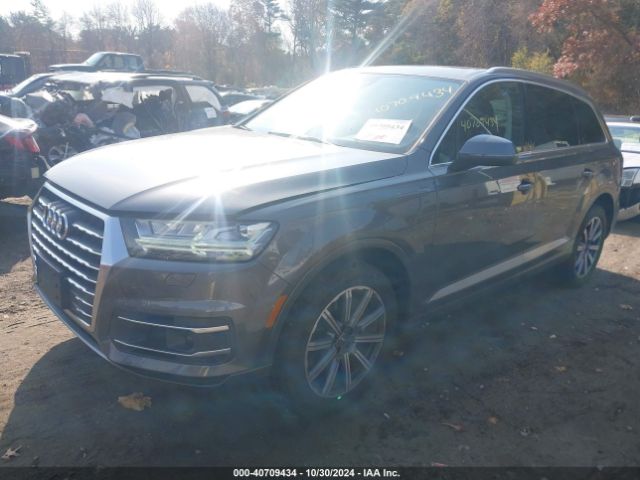 WA1LAAF76JD038082 Audi Q7 3.0t Premium