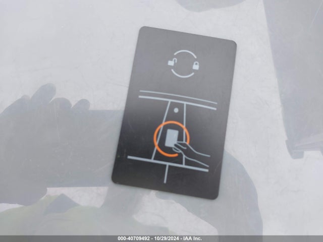 2024 TESLA MODEL Y 7SAYGDEF5RA288177 Photo 10