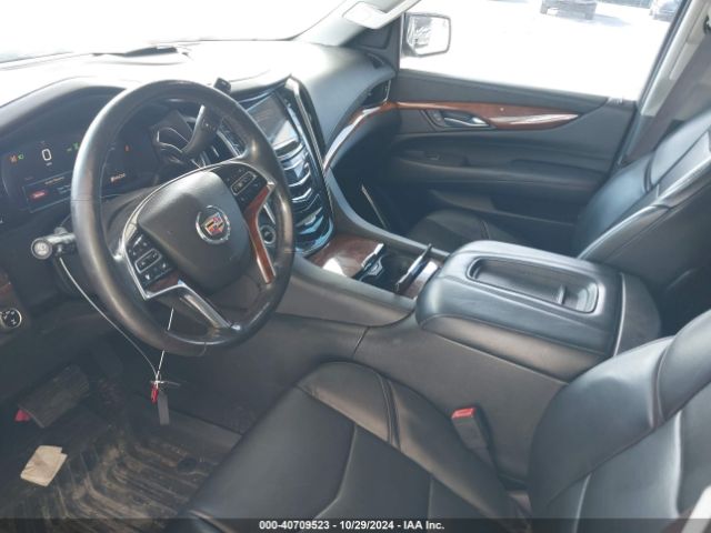 1GYS4BKJ0FR267913 Cadillac Escalade Luxury
