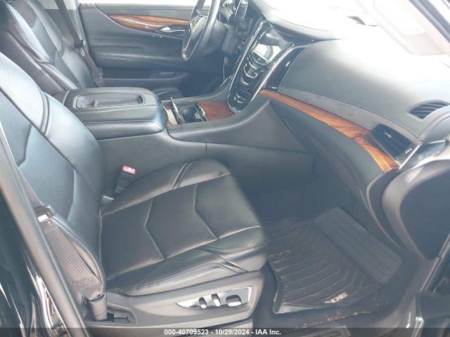 1GYS4BKJ0FR267913 Cadillac Escalade Luxury