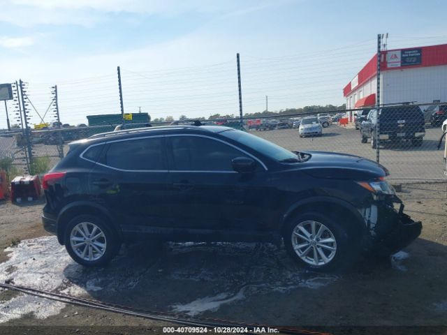 JN1BJ1CP3JW104164 Nissan Rogue Sport Sv