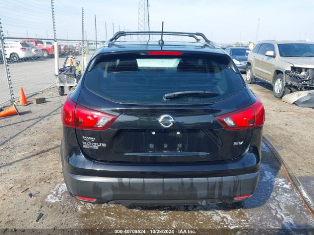 JN1BJ1CP3JW104164 Nissan Rogue Sport Sv