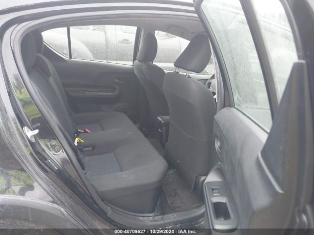 JTDKDTB37J1606137 Toyota Prius C Two