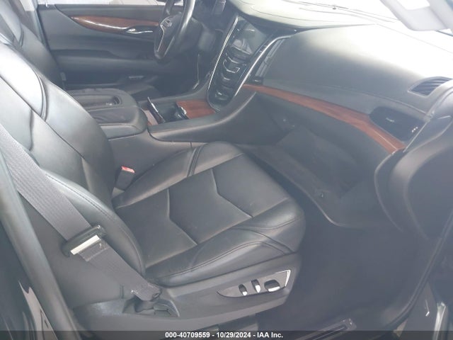 1GYS3SKJ1FR557757 Cadillac Escalade Esv Luxury