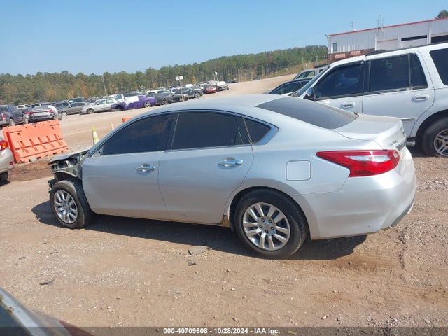 Nissan Altima 2.5 S 2017 1N4AL3AP0HC285615 Image 14