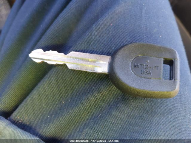 2001 MITSUBISHI MONTERO JA4MW51R71J017491 Photo 10