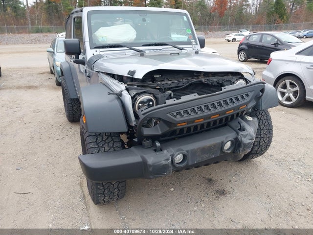 1C4AJWAG0EL100914 Jeep Wrangler Sport