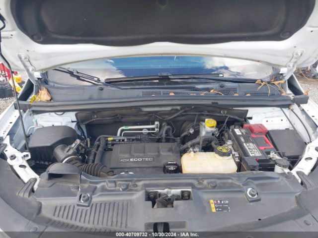 3GNCJKSBXJL396163 Chevrolet TRAX LS