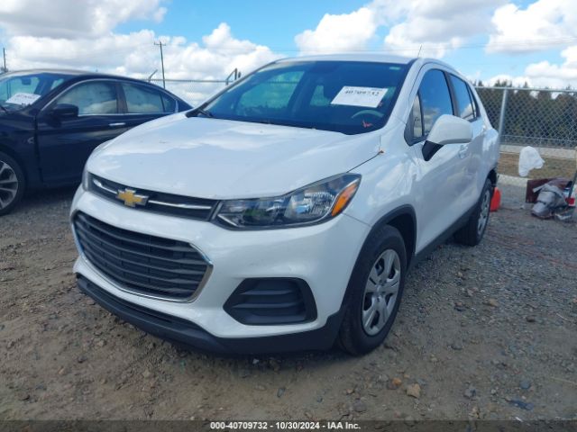 3GNCJKSBXJL396163 Chevrolet TRAX LS