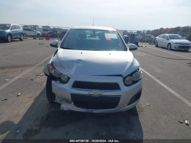 1G1JA5SH4F4130570 Chevrolet Sonic Ls Auto