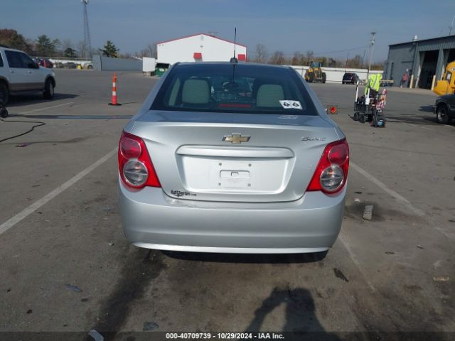 1G1JA5SH4F4130570 Chevrolet Sonic Ls Auto
