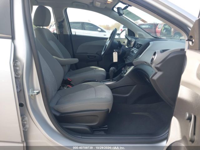 1G1JA5SH4F4130570 Chevrolet Sonic Ls Auto