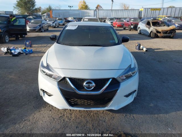 1N4AA6AP9HC445644 Nissan Maxima 3.5 S