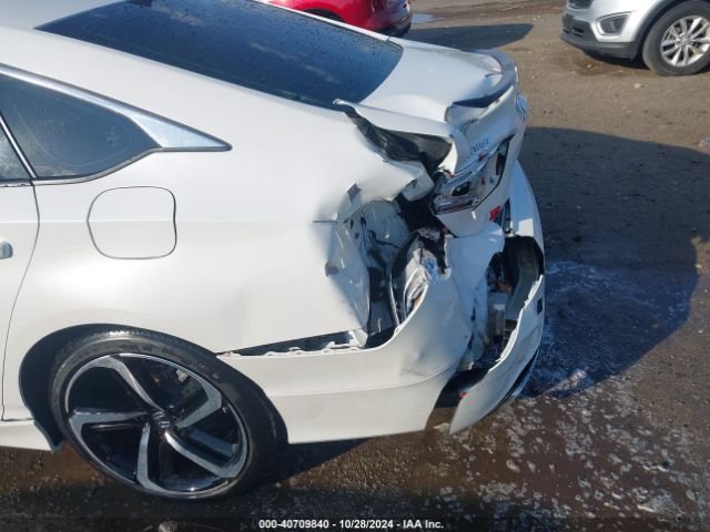 1HGCV2F30NA002605 Honda Accord Sport 2.0t