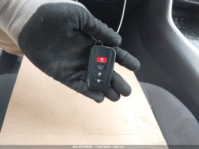JTM16RFV6NJ015596 Toyota Rav4 Hybrid Se