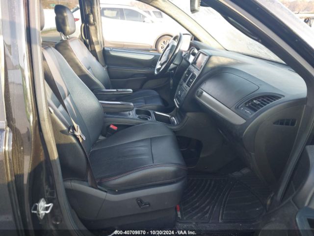 2C4RDGEG9KR769986 Dodge Grand Caravan Gt