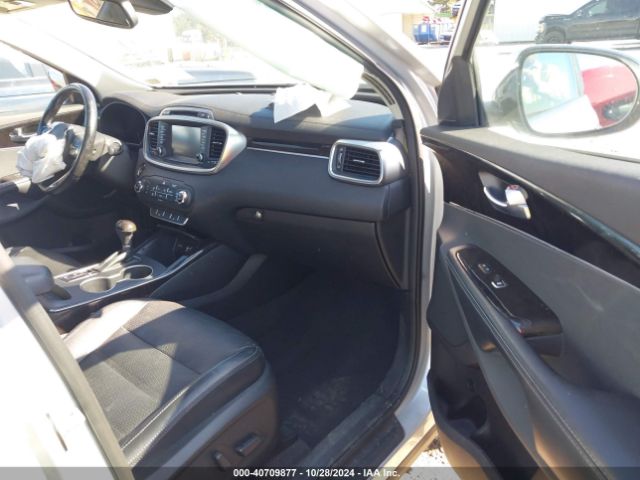 5XYPHDA5XJG380243 KIA Sorento 3.3l Ex