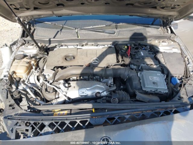 2019 MERCEDES-BENZ A 220 WDD3G4EB5KW022138 Photo 9