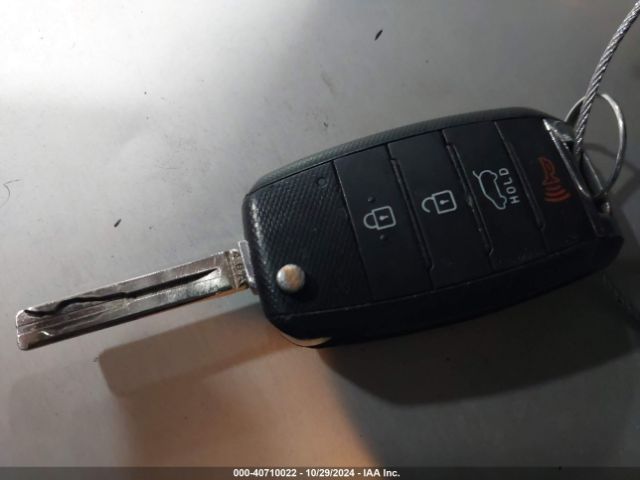 KNDPBCAC4E7598501 KIA Sportage Lx