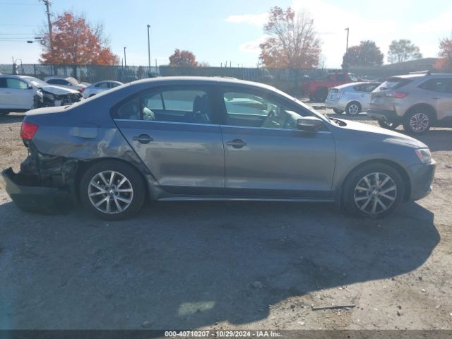 3VWD17AJ1EM442138 Volkswagen Jetta 1.8t Se