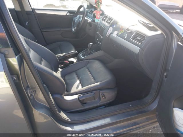 3VWD17AJ1EM442138 Volkswagen Jetta 1.8t Se