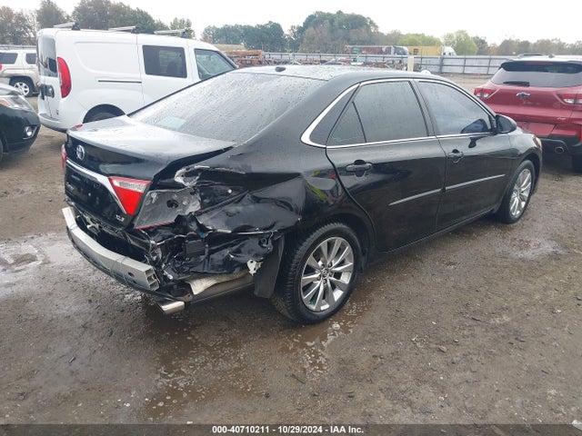 Toyota CAMRY XLE 2015 4T1BF1FKXFU942589 Image 4