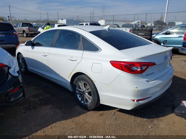 Hyundai SONATA SE 2017 5NPE24AF4HH481010 Image 3