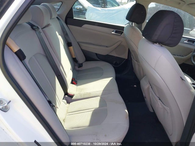 Hyundai SONATA SE 2017 5NPE24AF4HH481010 Image 8