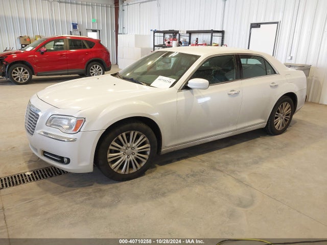 2C3CCARG4EH136617 Chrysler 300