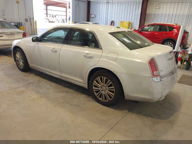 2C3CCARG4EH136617 Chrysler 300