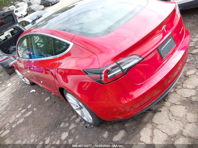 2020 TESLA MODEL 3 5YJ3E1EB0LF735632 Photo 2