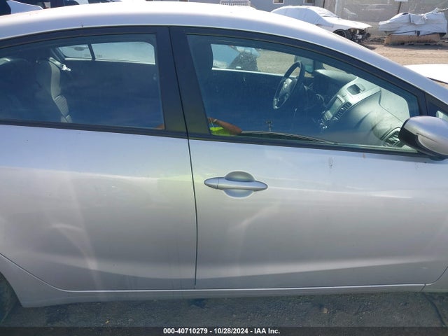 KIA FORTE LX 2018 3KPFL4A72JE213674 Image 13