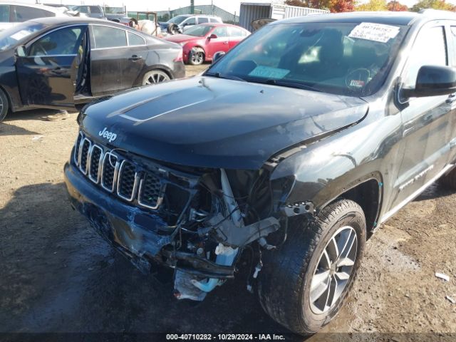 1C4RJFAGXLC438420 Jeep Grand Cherokee Laredo E 4x4