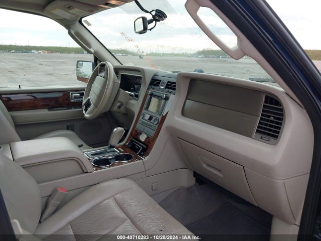 5LMJJ2H50EEL08396 Lincoln Navigator