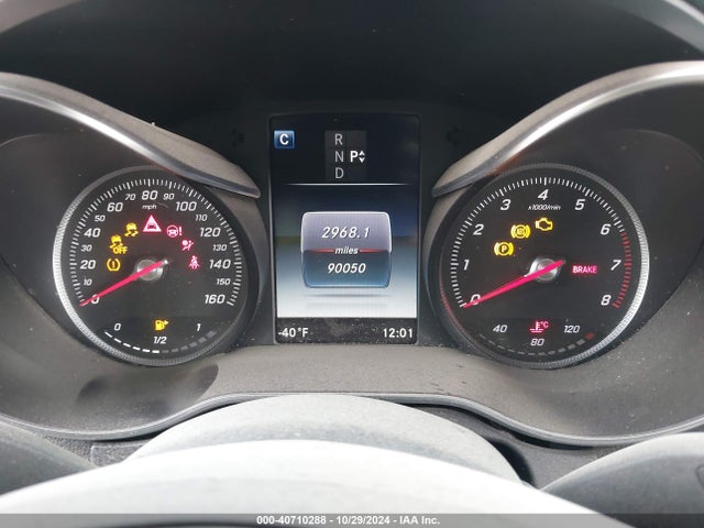 55SWF4JB2GU146734 Mercedes-Benz C 300 Luxury/sport