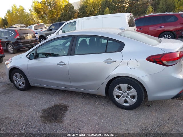 KIA FORTE LX 2017 3KPFK4A70HE073699 Image 14