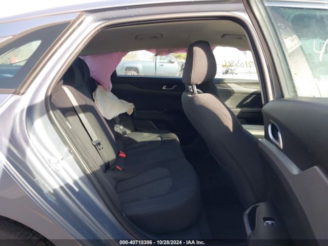 5XXG24J28MG018055 KIA K5 LX