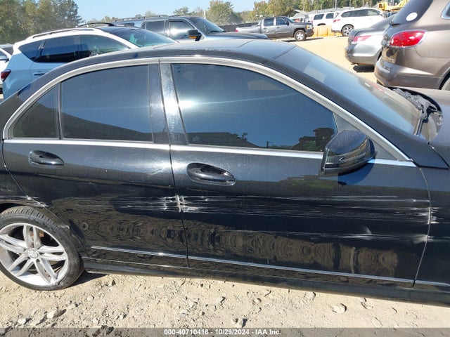 40710418 :رقم المزاد ، WDDGF8AB6ER311632 vin ، 2014 Mercedes-benz C 300 Luxury 4matic/sport 4matic مزاد بيع