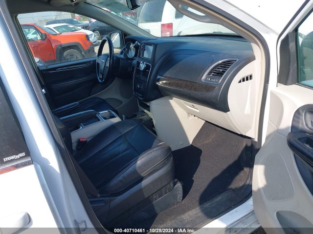 2C4RC1BG9ER256696 Chrysler Town & Country Touring