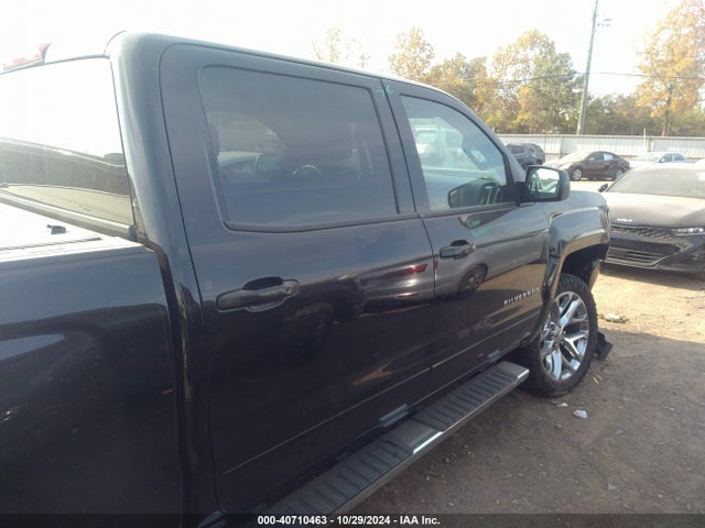 3GCUKREC9JG570644 Chevrolet Silverado 1500 2lt