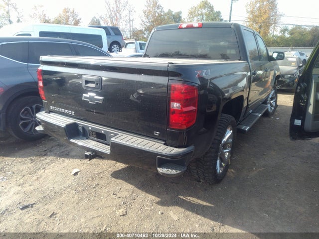 3GCUKREC9JG570644 Chevrolet Silverado 1500 2lt