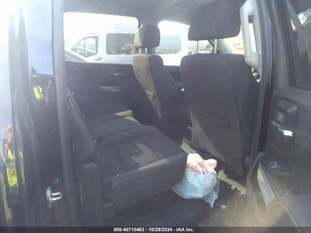 3GCUKREC9JG570644 Chevrolet Silverado 1500 2lt