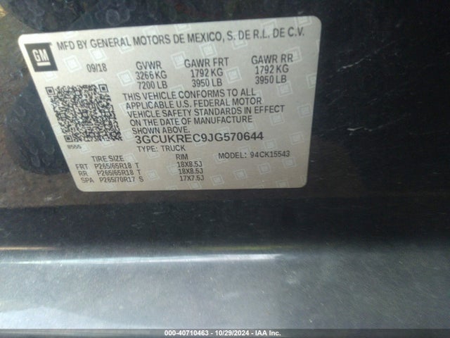 3GCUKREC9JG570644 Chevrolet Silverado 1500 2lt