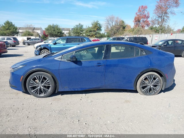 Toyota Prius Xle Awd-e 2023 JTDADABU6P3005484 Image 14